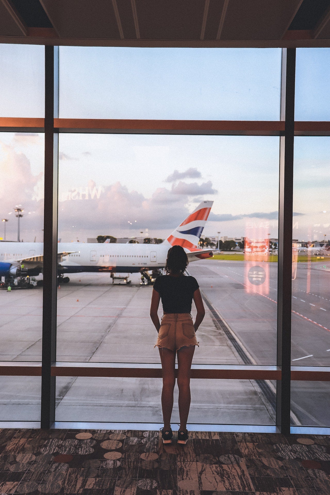 Can you bring carts on a airplane? Read this to avoid trouble!