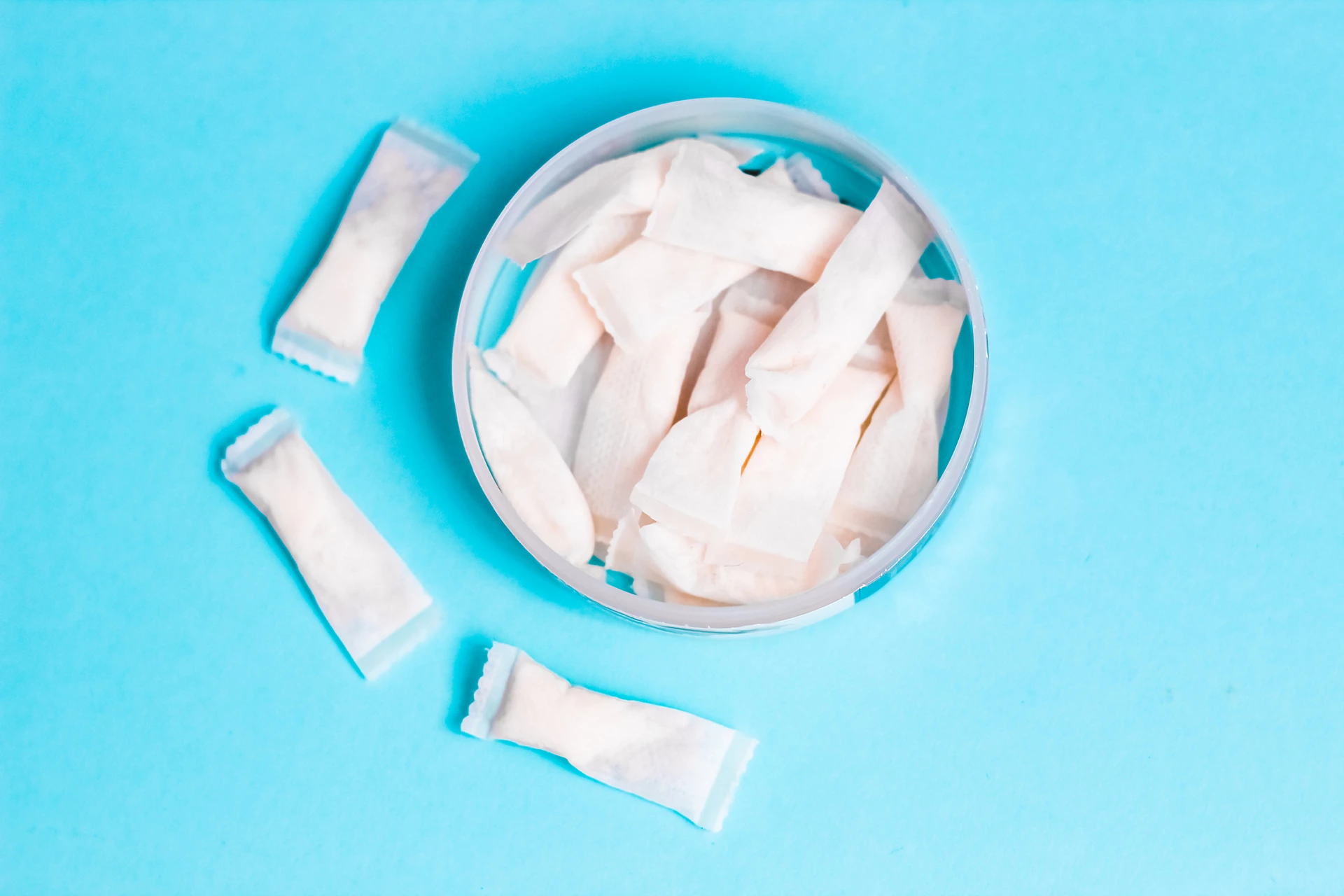What affects how long does one Zyn pouch last? Here are the factors.