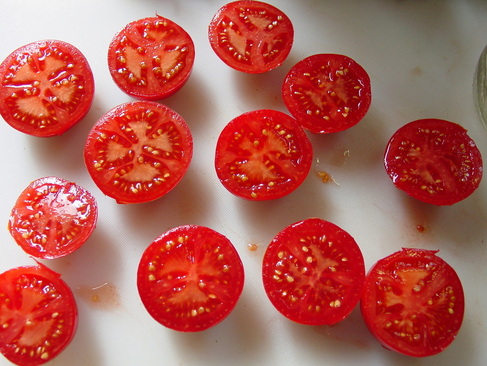 Tomatoes and Nicotine: How Does it Compare to Cigarettes?
