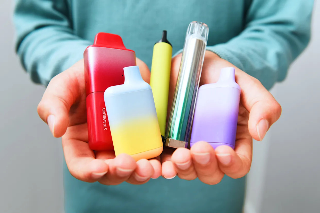 Are e-cigarettes allowed through airport security? (Find out top 5 essential rules now)