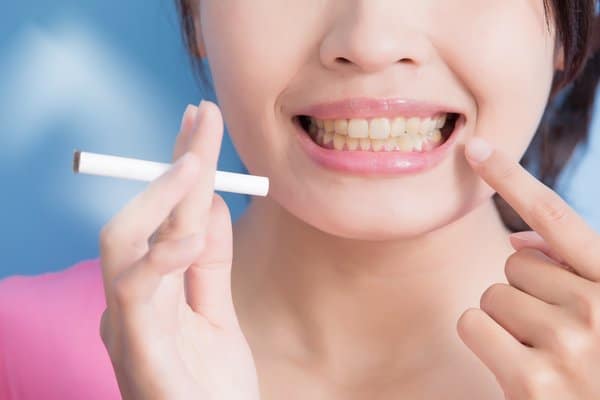 Protecting teeth with electronic cigarettes? Dos and donts for better oral hygiene!